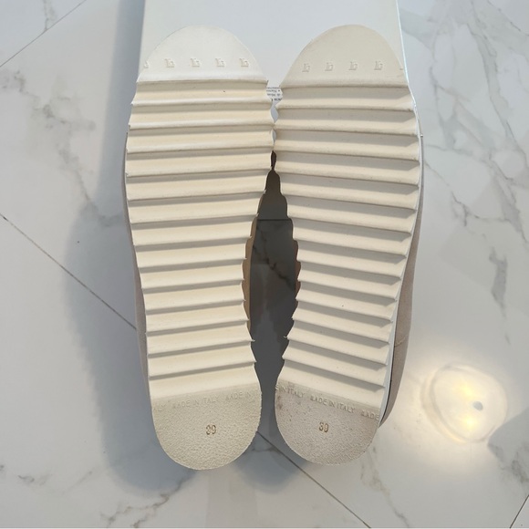 ITALIAN Sparkly Beige Silver Leather
Suede Hardwear Shoe Size 39 - Picture 16 of 16